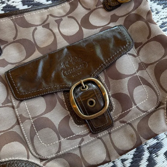 Coach Tan and Brown Signature Bleecker Hobo Shoulder Bag Large